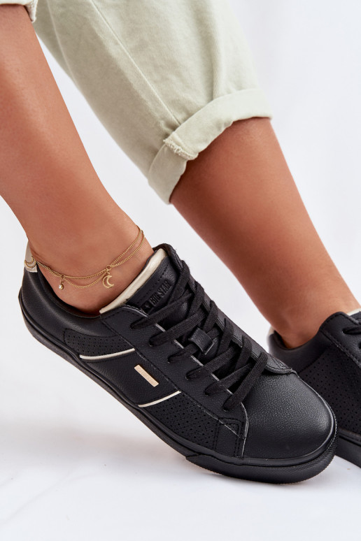 Scarpe modello sneakers Femminile con elementi traforati Big Star TT274290 colore nero