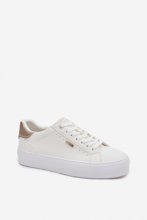 Scarpe modello sneakers con una piattaforma Big Star TT274805 Colore bianco