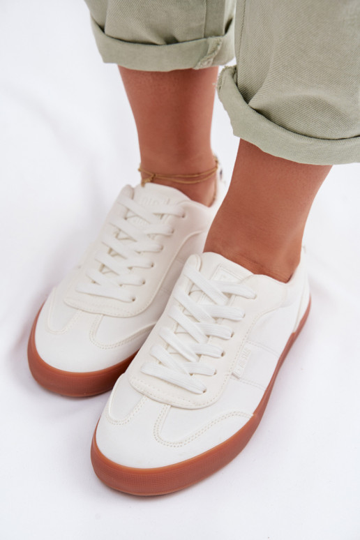 Scarpe modello sneakers Femminile  Big Star TT274357 Colore bianco