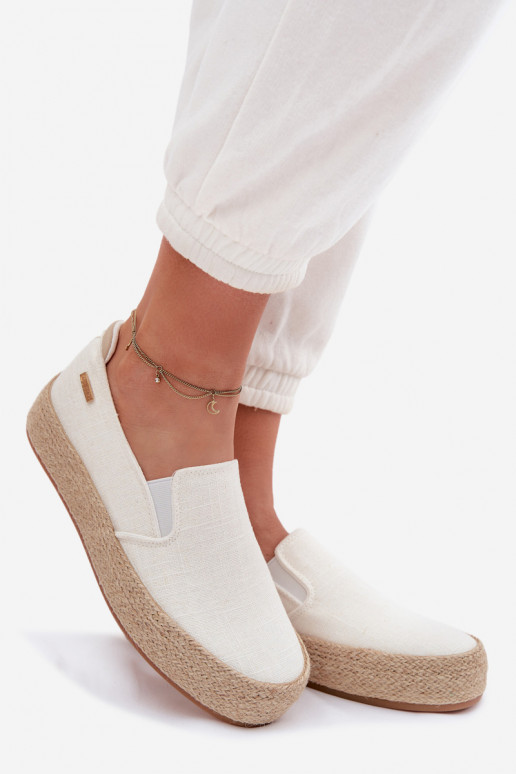Espadrillas con una piattaforma Big Star TT274090 colore avorio