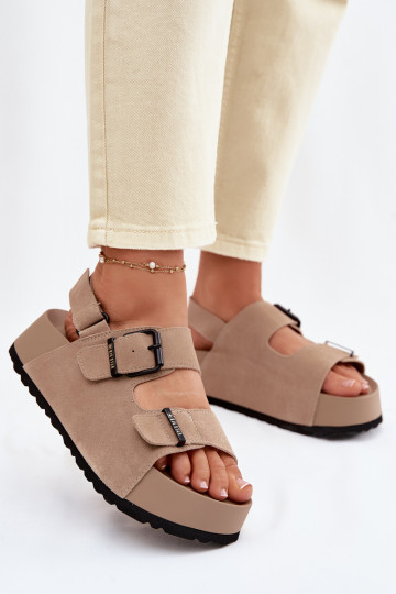 Sandali in camoscio con una piattaforma Big Star TT274235 beige 2