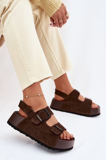 Sandali con piattaforma in camoscio color cioccolato Big Star TT274236