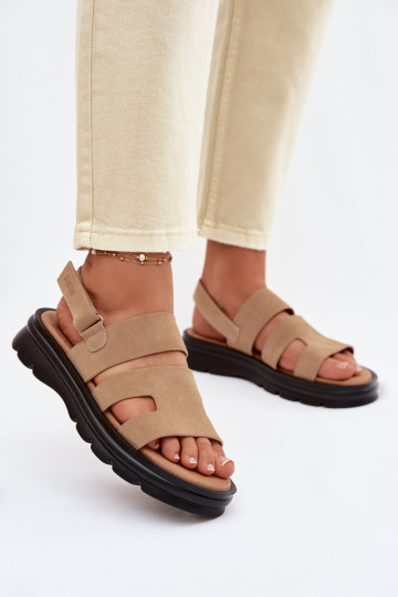 Sandali da donna dalla pelle scamosciata Big Star TT274482 beige 2