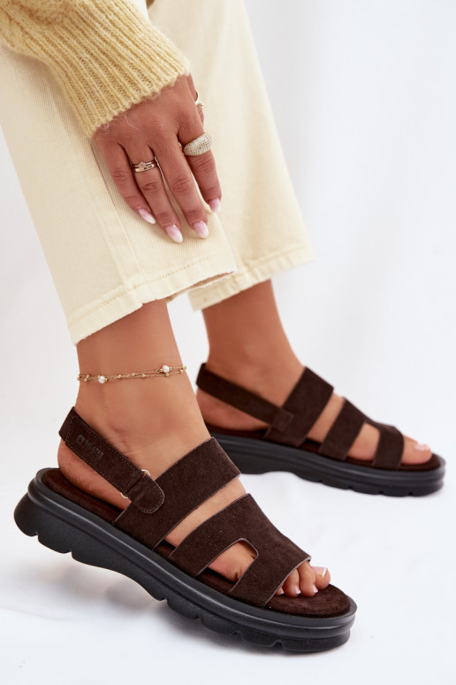 Sandali da donna dalla pelle scamosciata Big Star TT274483 CzekoladoAe