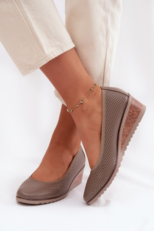 scarpe Femminile con una piattaforma Vinceza 58629 beige