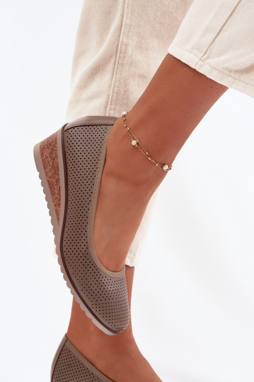 scarpe Femminile con una piattaforma Vinceza 58629 beige