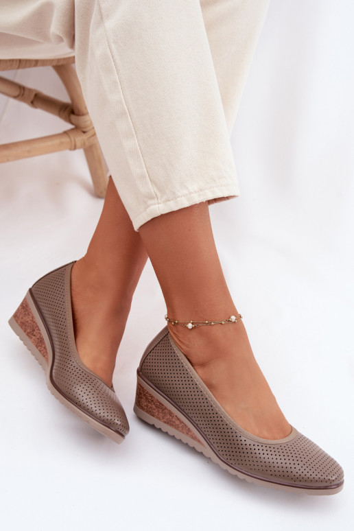 scarpe Femminile con una piattaforma Vinceza 58629 beige