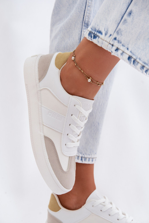 Scarpe modello sneakers Basso per le donne Big Star TT274767 Colore bianco