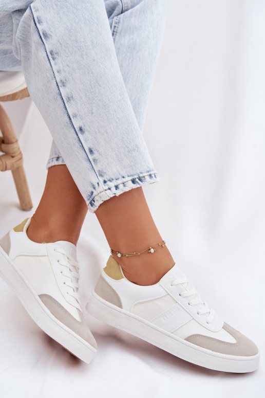 Scarpe modello sneakers Basso per le donne Big Star TT274767 Colore bianco