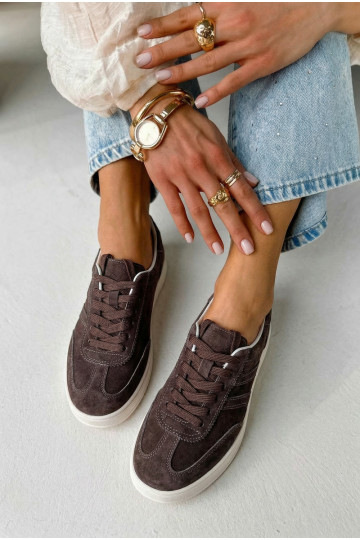 Sneakers in ecopelle color cioccolato 2