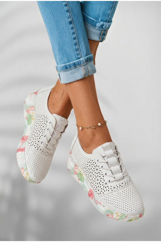 Pelle con elementi traforati scarpe Femminile Colore bianco Telina