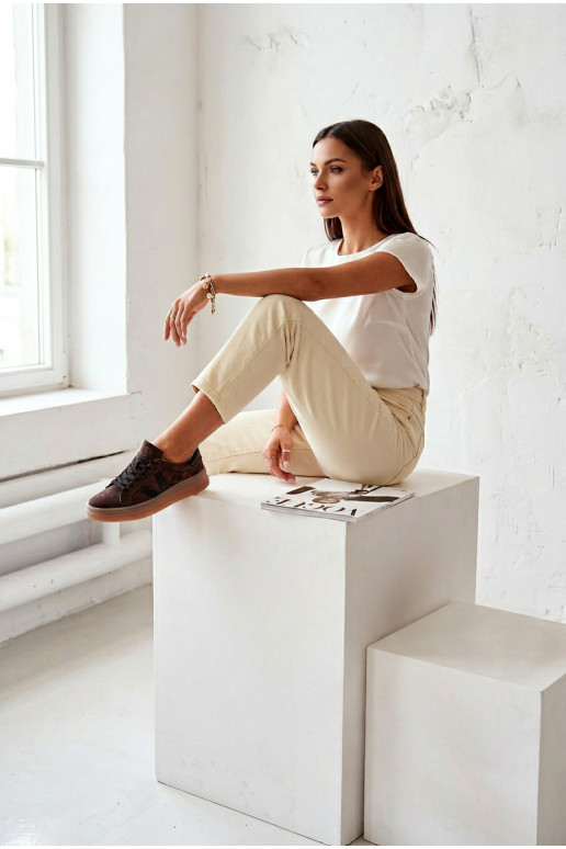 Scarpe modello sneakers FemminileAbilitatoturalnego dalla pelle scamosciatau con una piattaforma Vinceza 79597 colore marrone