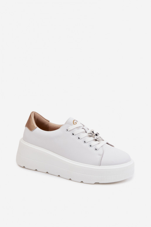 Pelle Scarpe modello sneakers Femminile con una piattaformaPrzypinką Vinceza 39973 Colore bianco