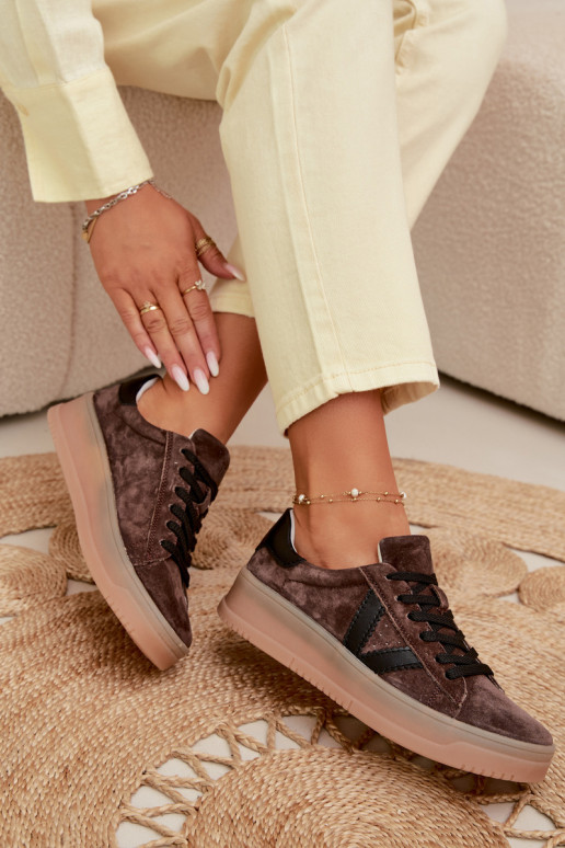 Scarpe sportive da donna in camoscio naturale con piattaforma Vinceza 79597 color marrone