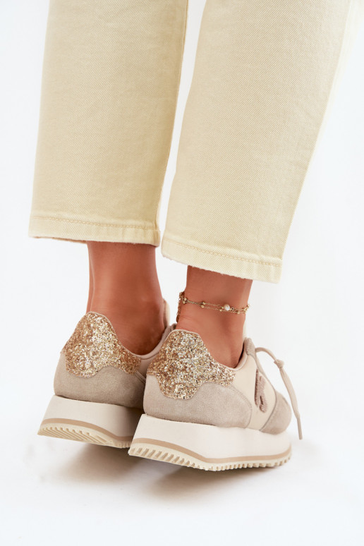 Pelle dalla pelle scamosciata Scarpe modello sneakers Femminile con una piattaforma Kobbo 100103 beige