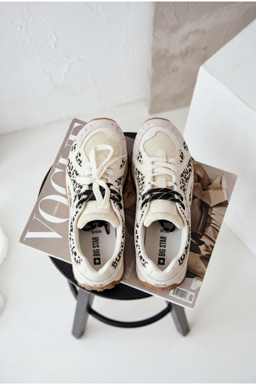 Pelle dalla pelle scamosciata Scarpe modello sneakers Femminile Big Star TT274548 Colore bianco