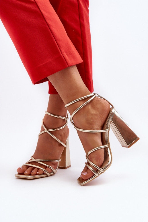 Alla moda Sandali col tacco alto colore dorato Josette