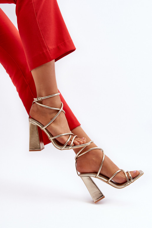 Alla moda Sandali col tacco alto colore dorato Josette