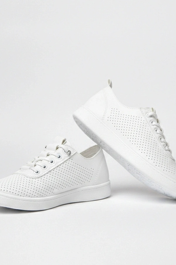Scarpe sportive bianche perforate Adèle 2