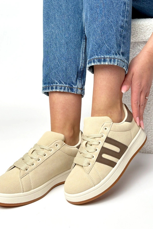 Scarpe sportive quotidiane color...