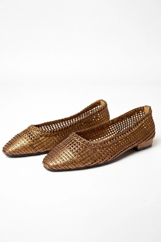 Ballerine marroni traforate con tacco...