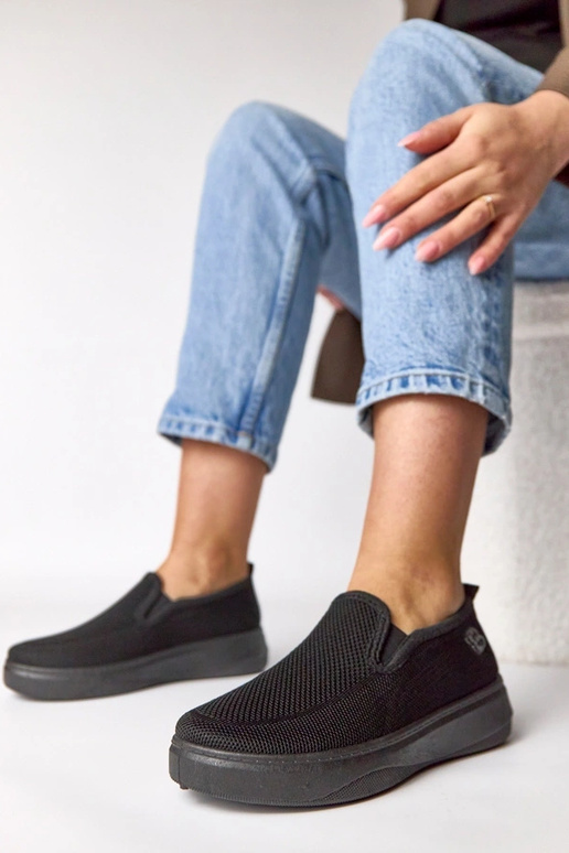 Scarpe sportive in tessuto nere...