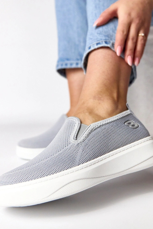 Scarpe sportive in tessuto grigie...