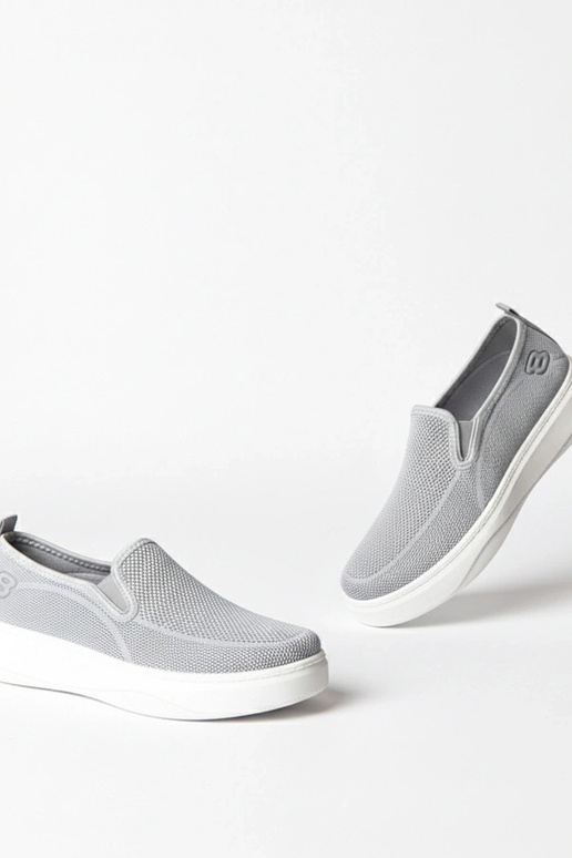 Scarpe sportive in tessuto grigie...