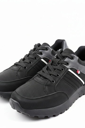 Scarpe sportive nere da uomo per uso quotidiano Ethan 2