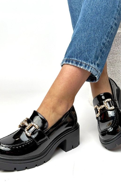 Mocassini laccati neri con tacco e...