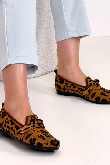 Ballerine in pelliccia con stampa leopardata e lacci Serenity 2