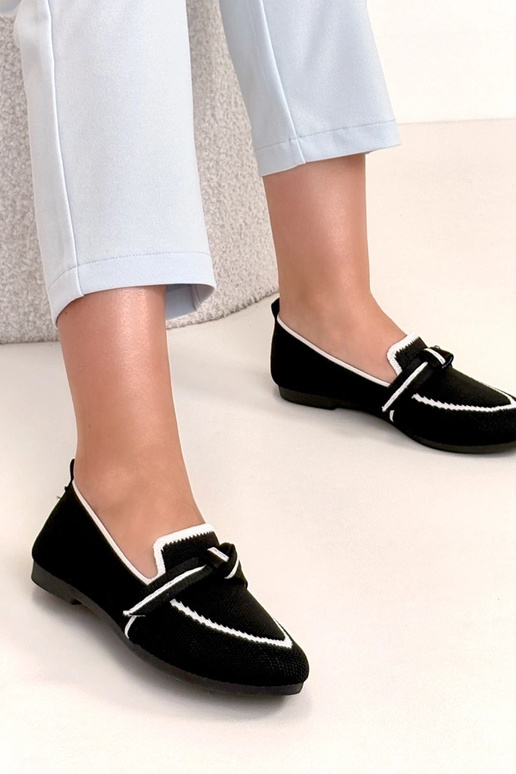 Ballerine in pelliccia nere con lacci...