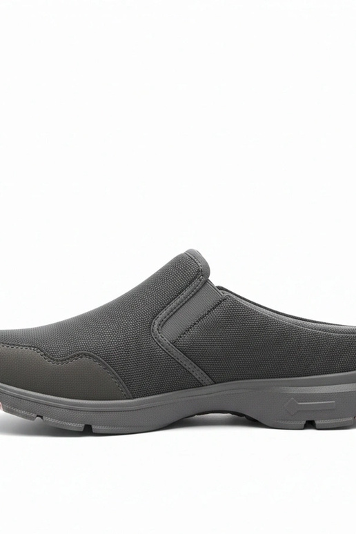 Scarpe sportive grigie basse da uomo...