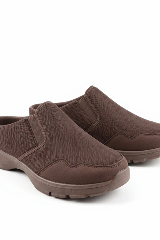 Scarpe sportive marroni basse da uomo...