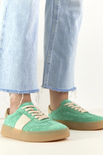 Scarpe sportive in pelle verdi con piattaforma Filippo 2