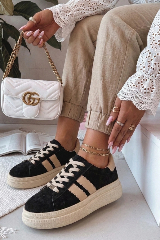 Scarpe sportive in pelle nere a...