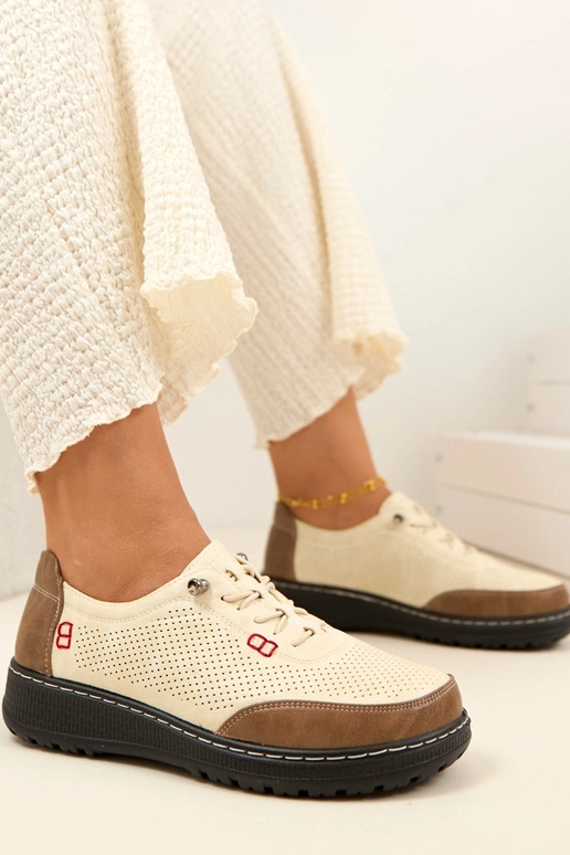 Mocassini traforati color sabbia Solenne