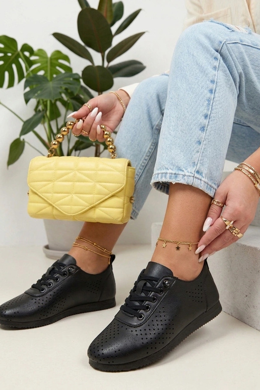 Scarpe da basket traforate nere Elowen