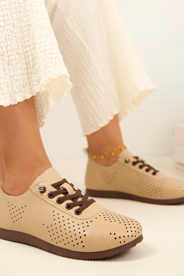 Scarpe da basket traforate... 2