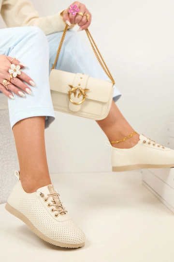 Scarpe sportive leggere a...