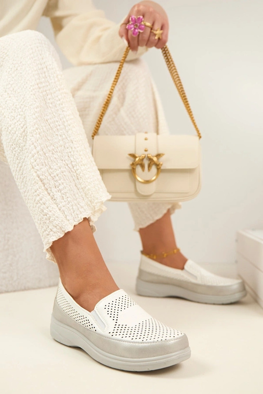 Mezze scarpe a rete bianche argentate...