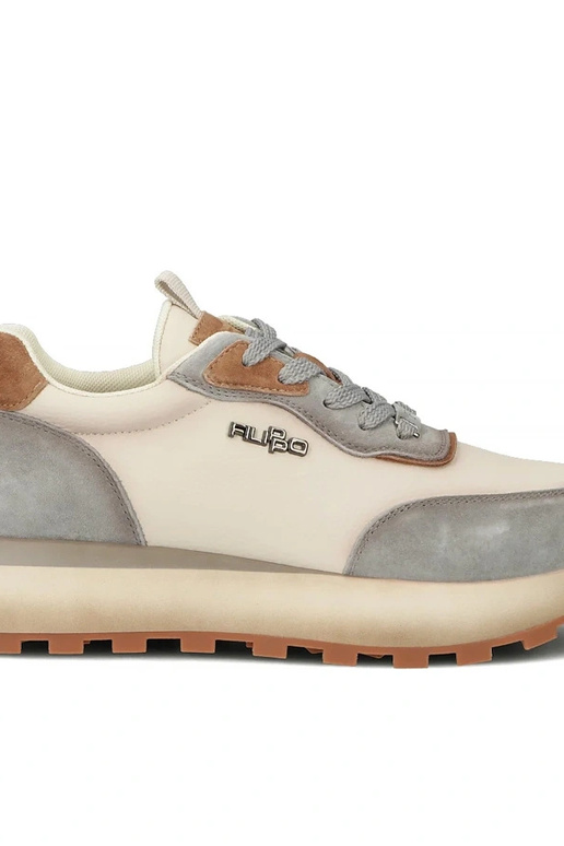 Scarpe in pelle beige con piattaforma...