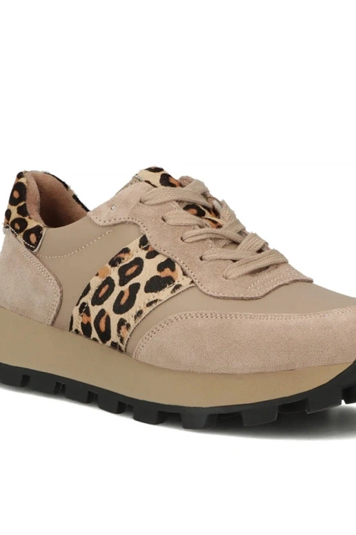 Scarpe in pelle beige con piattaforma...