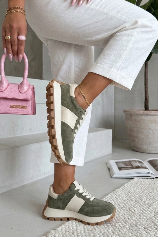 Scarpe in pelle verdi con piattaforma...