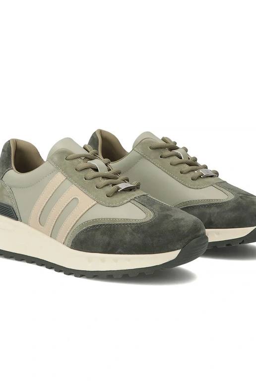 Scarpe in pelle verdi con piattaforma...