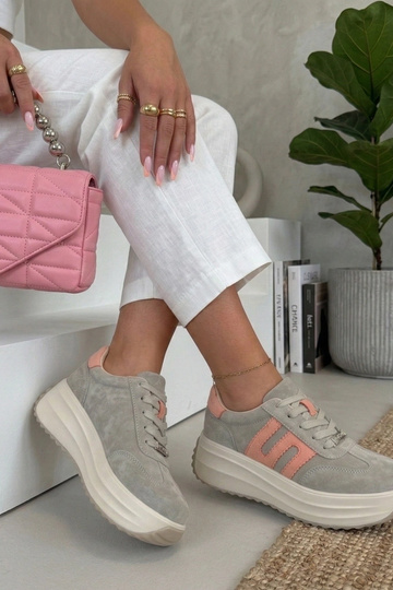 Scarpe in pelle grigie con...