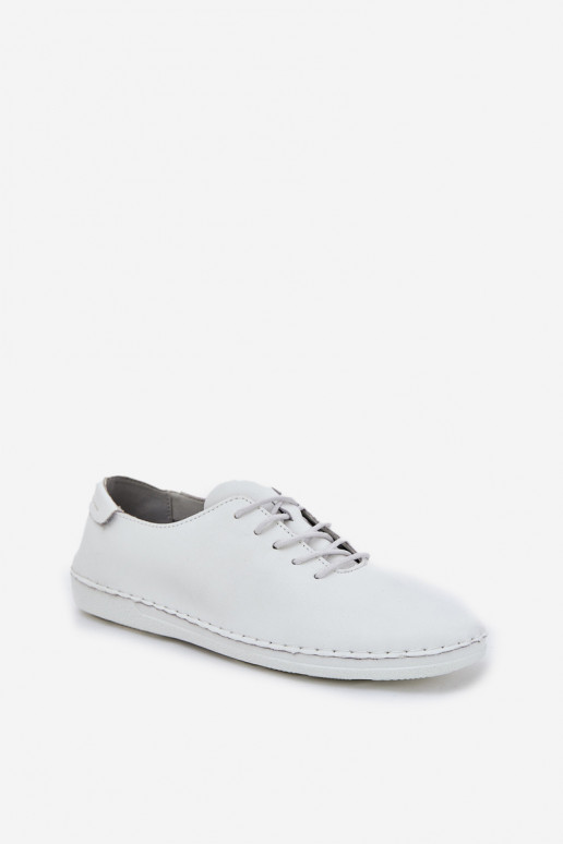 Scarpe stringateAbilitatoturalnej Skóry D&A LR51-645 Colore bianco