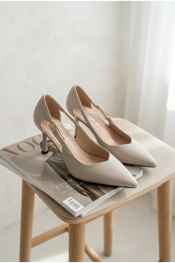 Décolleté con intagli e fibbie Vinceza 62288 color grigio