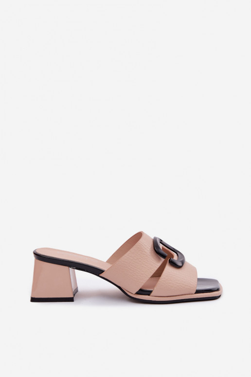 Infradito da donna con intagli e fibbie con tacco Vinceza 62284 color sabbia