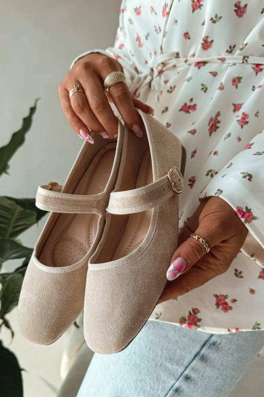 Ballerine con cinghie I Złotą con fibbie colore avorio Kelisa